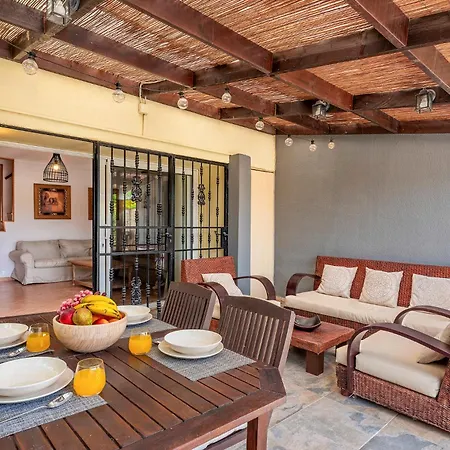 Ferienhaus Medano4you Montana Roja House
